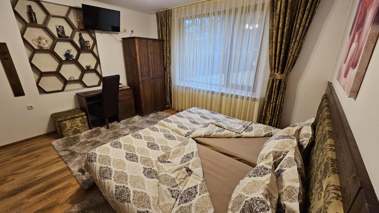 Villa Hills - Къща За Гости С Храна Orlino Zewnętrze zdjęcie